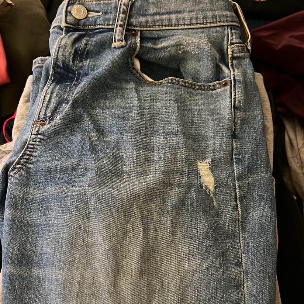 Boys Gap distressed skinny jeans